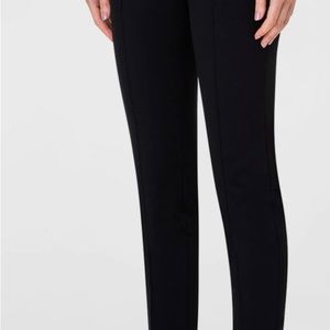 Akris punto woman’s Black Mara Leggings size 6-like new